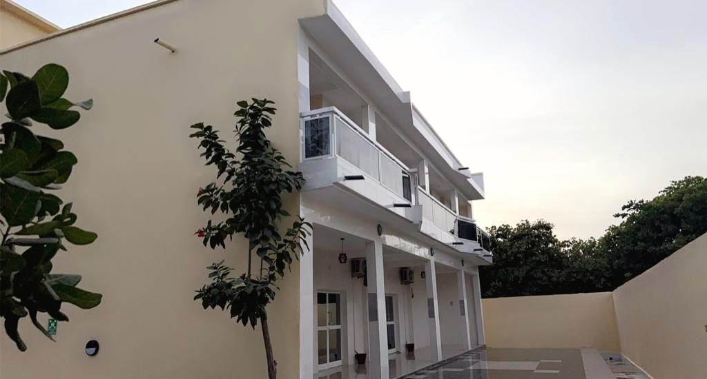 Façade de l’Hôtel Kolidado pour venir à Kolda